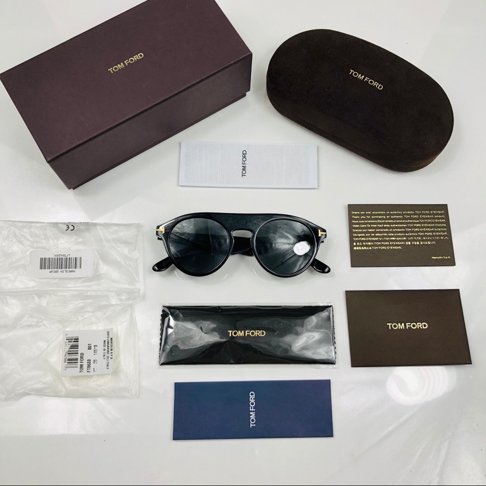 New TOM FORD Christopher-02 Black Round Sunglasses - Picture 2 of 16